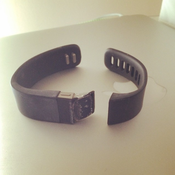 fitbit charge band broke